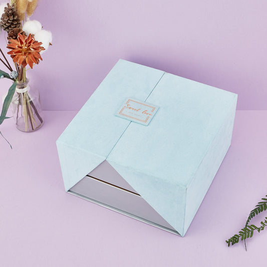 Luxury Square Gift Box with Lid – Elegant Bridesmaid Gift Box for Wedding Favours, Proposal Gifts & Special Occasions